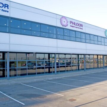 Phloor Unit 2 - The whole top floor consists of our extensive showrooms. While downstairs we have the reception area, accounts office, boardroom and timber showrooms