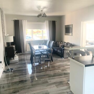 0522HG Uptown Oak