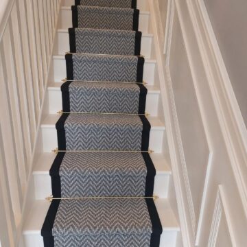 Aztec Stairs Silver