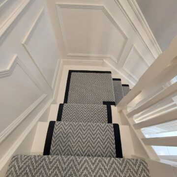Aztec Stairs Silver